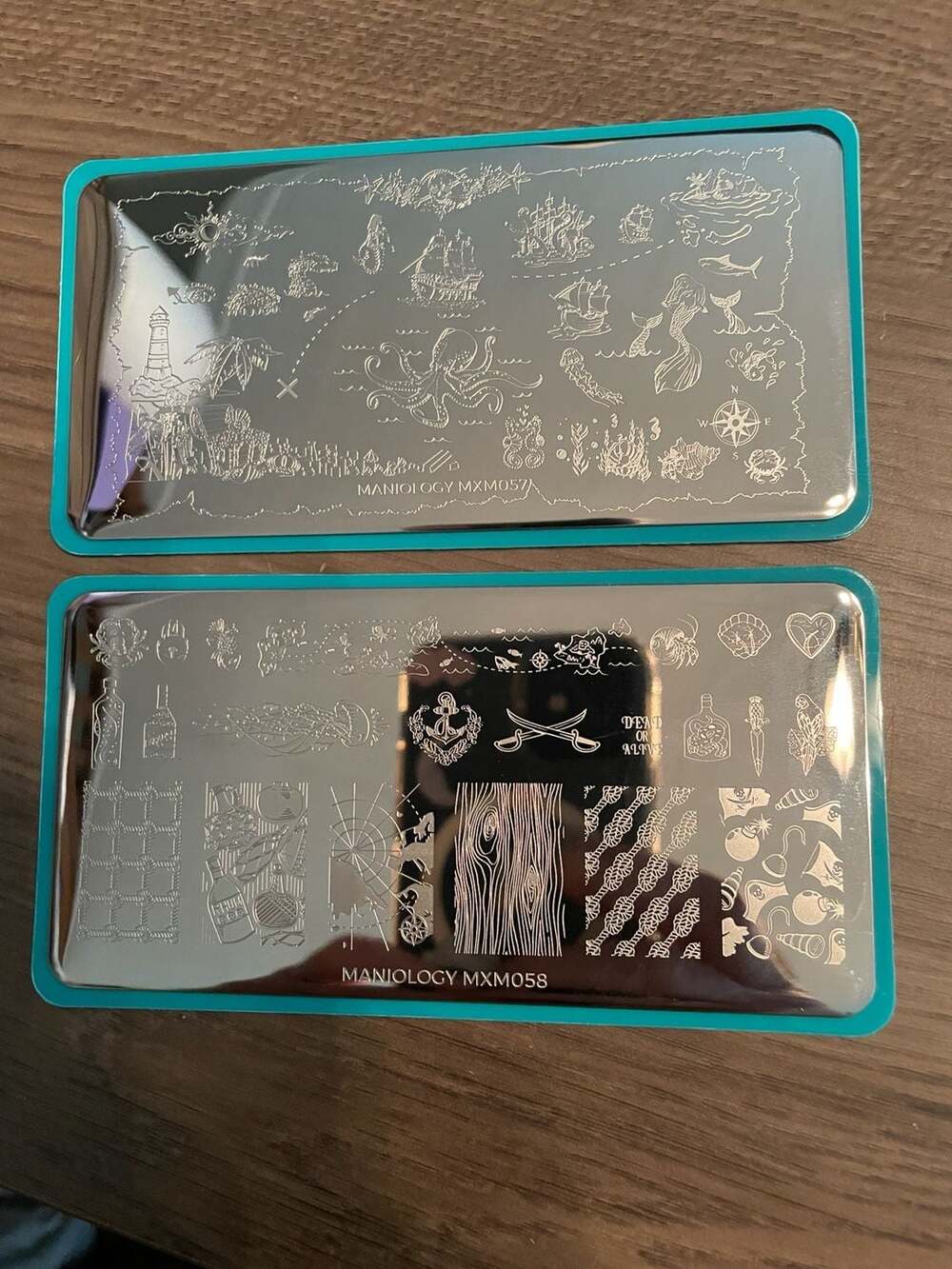 Maniology MXM057 and MXM058 Nail Stamping Plates Set